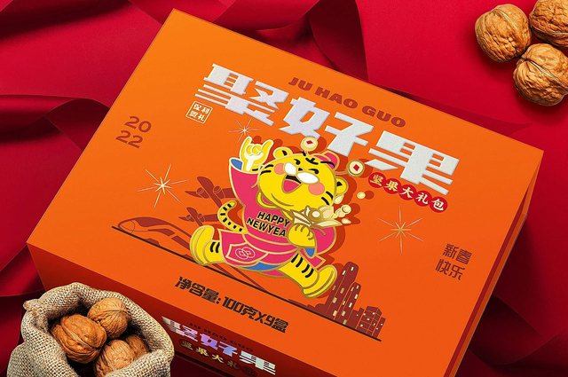 聚好果虎年新春包装设计
